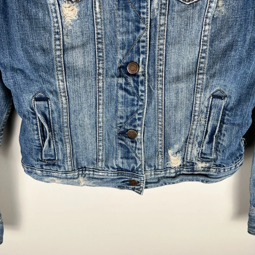 Abercrombie & Fitch Distressed Denim Jean Jacket Girls Size Medium‎ 17.5x20.5